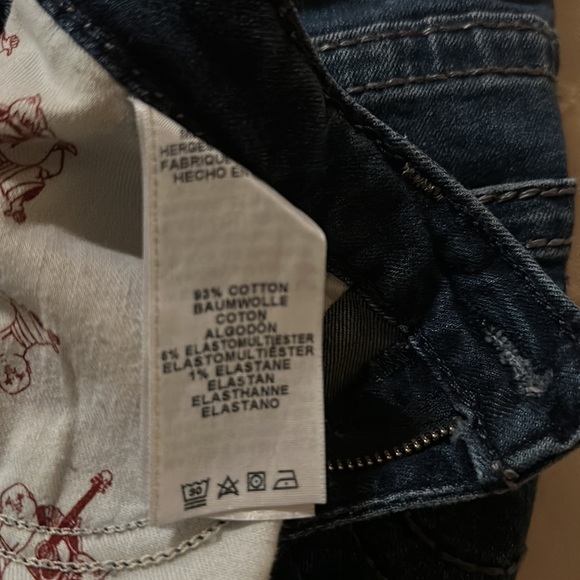 Gently used skinny jeans - Picture 5 of 5